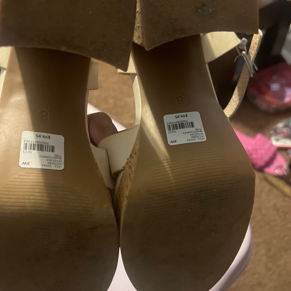 Block Heel - Picture 2 of 3